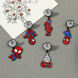 Spilla in Lega di Alta Qualità con Design Cartoon <span class=keywords><strong>Marvel</strong></span> <span class=keywords><strong>Spider</strong></span>-<span class=keywords><strong>Man</strong></span>, Accessorio Decorativo Creativo ed Ecologico per Borse e Abbigliamento - Product Image 3