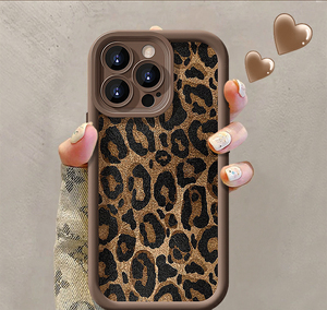 Hip Hop <span class=keywords><strong>Leopard</strong></span> In Mềm Matte Silicone <span class=keywords><strong>TPU</strong></span> Điện Thoại Bìa Đối Với <span class=keywords><strong>iPhone</strong></span> 16 Pro Max Dây Đeo Cổ Tay <span class=keywords><strong>Leopard</strong></span> Điện Thoại Trường Hợp Đối Với <span class=keywords><strong>iPhone</strong></span> 16 - Product Image 2