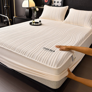 Parure de lit en velours d'automne-hiver de qualité supérieure pour bébé et nourrisson, drap-housse épais, sensation haut de gamme, protection de coussin - Product Image 1