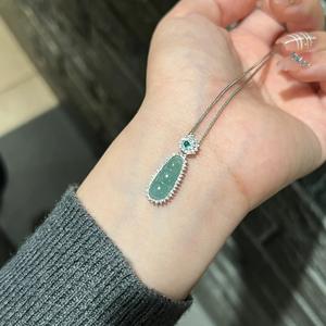 Collier pendentif en argent sterling S925 avec petit flacon de parfum polyvalent, design populaire de flacon de parfum en forme de bonbon - Product Image 3