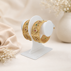 DIVYORO Luxury Regal Antique Gold <b>Hinged</b> Bangle Elegant Floral Gemstone Ornamentation Traditional Ethnic Jewelry Women's 112g - Product Image 3