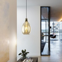Lustre de restaurant de style nordique, design minimaliste moderne, abat-jour en forme de goutte d'eau, verre américain d'inspiration industrielle pour tables à manger