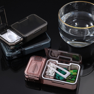 Grosir kotak kompartemen penyimpanan obat plastik bening dengan pemisah pemotong <span class=keywords><strong>pil</strong></span> untuk menyimpan tablet dan memotong <span class=keywords><strong>pil</strong></span> setengah - Product Image 4