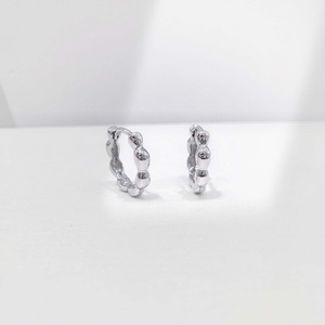 Pendientes geométricos occidentales de plata de ley 925 OEM para mujer, estilo hip hop, minimalistas, para uso diario, con baño de oro rosa. - Product Image 2