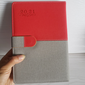 Agenda Diaria 2024 en Árabe de <span class=keywords><strong>Izquierda</strong></span> a Derecha, Negra, Azul y Roja, con Logotipo en Relieve, Cuaderno de Cuero PU Termo con Marcador y Portaplumas - Product Image 1