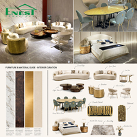 Conjunto de Muebles de Lujo para Villa, Sofá Seccional Curvo de Diseño Italiano con Detalles Metálicos Ornamentados para Proyectos Residenciales de Élite