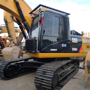 Excavatrice sur chenilles d'occasion CAT 320D, 20 tonnes, pour terrains d'excavation moyens, d'origine Japon, Caterpillar, bon prix pour la ferme - Product Image 1