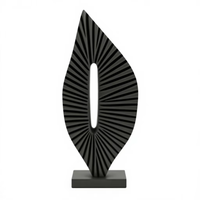 Sculpture en bois verticale en forme de feuille avec rainures radiales effet soleil, pièce d'art abstrait moderne avec base pour table console ou cheminée