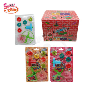 Divertido Juguete Volador y Giratorio con Forma de Círculo y Caramelos de Goma de Frutas - Product Image 5