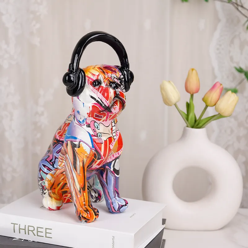 होम सजावट के लिए गर्म बिक्री रचनात्मक ट्रेंडी रंगीन कुत्ते गहने सुंदर राल फ्रेंच बुलडॉग प्रतिमा
