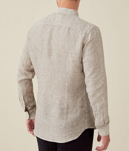 <span class=keywords><strong>Camicie</strong></span> da <span class=keywords><strong>uomo</strong></span> da lavoro in bianco a manica lunga <span class=keywords><strong>senza</strong></span> <span class=keywords><strong>colletto</strong></span> kaki di alta qualità - Product Image 2