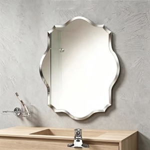 Specchio da Parete Senza Cornice, Eleva l'Arredo del Tuo Bagno, Elegante, Moderno e Stiloso, Perfetto per Rinnovare la Vanità di Casa - Product Image 1