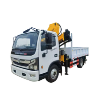 Grue montée sur camion KLF économique de 5 tonnes avec flèche mécanique pliable, portée de 5 m, hauteur de levage de 11 m, moment de charge élevé