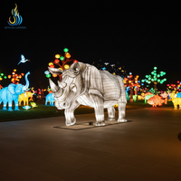 Große Realistische Weiße Nashörner-Tierfigur als Festival-Laterne - LED-Beleuchtete Zoo-Garten-Skulptur für Freizeitparks