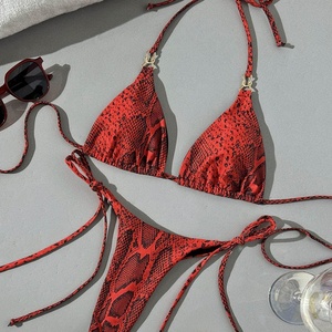 Maillots de bain et sous-vêtements OUTPACE pour femmes en promotion, tissu imprimé tropical pour maillots de bain de couple - Product Image 6