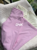 Ensemble de sport et yoga : Haut dos nu à col en V, pantalon évasé taille haute effet push-up, short de fitness et course ultra-extensible, haut de yoga à manches longues