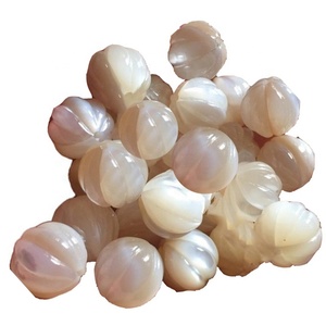 Bianco naturale madre di pearl shell carved perline - Product Image 6