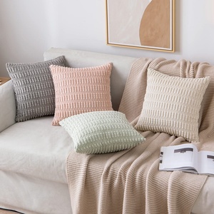Housses de <span class=keywords><strong>coussin</strong></span> de canapé de chaise de bureau en velours côtelé <span class=keywords><strong>blanc</strong></span> crème 18x18 pouces - Product Image 4