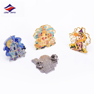 Longzhiyu 18 лет, поставщик значков из цинкового сплава, аниме, жесткие эмалированные значки, металлические значки на лацкан, с вашим собственным дизайном - Product Image 4