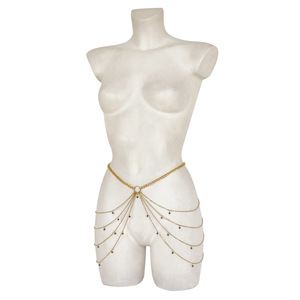 Chaînes de Bijoux de Corps Intégral Sexy à Pendentifs en Cristal Chaîne de Corps Façon Bikini Sous-vêtements Culottes Accessoires Chaîne de Taille Multicouche - Product Image 4