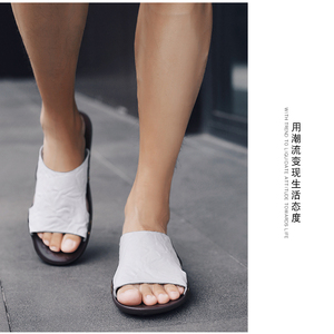 Phiên bản Hàn Quốc của dép xỏ ngón màu đỏ lưới ngoài trời dép da họa tiết xương cá thời trang 2020 dép mùa hè mới dép nam - Product Image 2