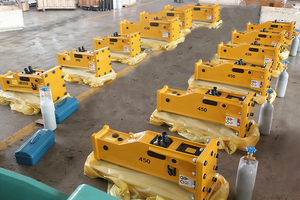 สินค้าขายดี บริการ OEM เครื่องจักรก่อสร้าง 1400 ค้อนไฮดรอลิกสำหรับรถขุดขนาด 19 ถึง 26 ตัน - Product Image 4
