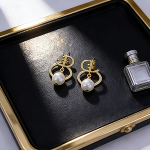 设计师简约风格金耳环，适合女士奢华时尚品牌订婚珠宝耳环 - Product Image 6