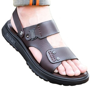 Sandales plates pour hommes en cuir véritable motif léopard, bout ouvert, semelle EVA, style sportif estival, confortables, antidérapantes, à enfiler, chaussures décontractées de plage - Product Image 1