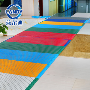 Tapis antidérapant pour bord de piscine Landy, imperméable, durable, facile à nettoyer, pour activités sportives - Product Image 1