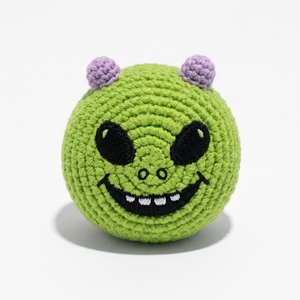 Palla Hacky Sack Alien Fatta a Mano all'Uncinetto, Eco-friendly, per Bambini e Adulti, per Giocoleria, Calcio e Feste, Disponibile all'Ingrosso - Product Image 1