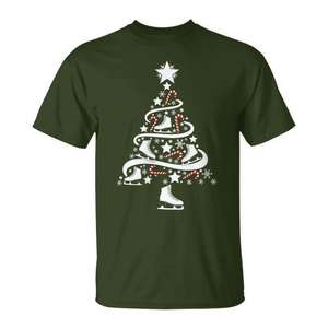Camiseta navideña con diseño de árbol de Navidad y patinaje sobre hielo, diseño deportivo de invierno - Product Image 1