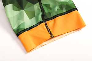 Pantalones Cortos de Ciclismo de Montaña Negros Personalizables de Fábrica, Cómodos, con Acolchado 4D y Tirantes de Malla Transpirable - Product Image 4