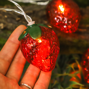 Nouvelles guirlandes lumineuses LED en plastique pour l'extérieur et l'intérieur avec un design en forme <span class=keywords><strong>de</strong></span> fraise, éclairage décoratif <span class=keywords><strong>de</strong></span> Noël pour la maison, pour ajouter <span class=keywords><strong>de</strong></span> la joie aux fêtes - Product Image 2