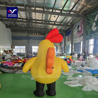 Le prix usine personnalisent le modèle debout gonflable géant de poulet de taille pour annoncer des événements de promotion