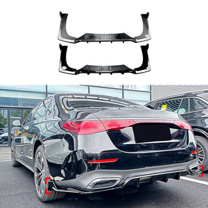 สปอยเลอร์หลัง Amp-Z สำหรับ Mercedes-Benz E-Class W214 S214 2024+ AMG Line สีดำด้านลายคาร์บอนไฟเบอร์ - Product Image 1