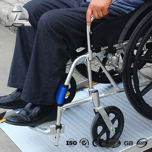 Venta al por mayor silla de ruedas portátil silla de ruedas <span class=keywords><strong>para</strong></span> <span class=keywords><strong>discapacitados</strong></span> <span class=keywords><strong>rampas</strong></span> <span class=keywords><strong>para</strong></span> el hogar escalones <span class=keywords><strong>escaleras</strong></span> puertas - Product Image 4