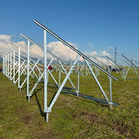 Système de montage solaire durable à vis de terre en acier revêtu Al-Mg-Zn, structure de montage au sol pour panneaux photovoltaïques, support de panneaux solaires pour centrale électrique