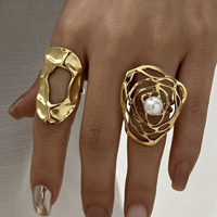 CUMAI Edelstahl Vergoldete Französische Vintage Blumen-Perlen-Sonnen-Ringe mit Unregelmäßiger Textur für Damen Modeschmuck