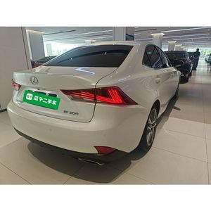 Guazi <span class=keywords><strong>Lexus</strong></span> IS 2017 Sedán Usado Gasolina Automático Sedán Urbano RWD Blanco Stock a Granel Coche Usado para Importadores Sedán - Product Image 5