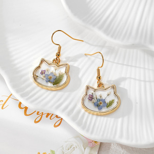 Cat Shape Gold Frame Resin Dangle <b>Earrings</b> Handmade Pressed Dried Flower Drop <b>Earrings</b> Women Cute Botanical Animal <b>Hook</b> <b>Earring</b> - Product Image 3