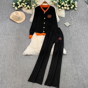 Dames 2-delige set, modieus gebreid setje, tweedelig met metalen knopen, geborduurde top, wijde broek met hoge taille - Product Image 1