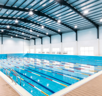 Piscine intérieure à faible entretien avec structure en acier galvanisé et construction étanche