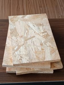 <span class=keywords><strong>4</strong></span> * 8ft 12mm 14 mm 18 mm <span class=keywords><strong>Osb</strong></span> Osb2 Osb3 Osb4 Conseil pour la construction de panneaux de bois finis pour meubles de construction extérieurs - Product Image 3