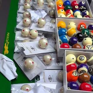 Bolas de Billar Americanas de 5.72 cm de Diámetro, Blancas con Punto Rojo, para Suministros de Juego de Billar - Product Image 4