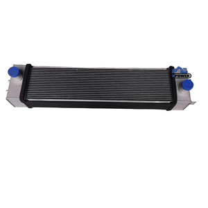 Radiateur de machines de construction avec réservoir d'eau pour pelle PC70-8 - Product Image 1