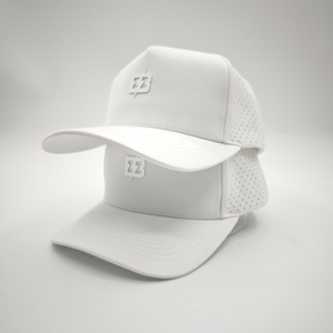 Gorra de Golf de Cinco Paneles, Sólida e Impermeable, con Emblema de Silicona Personalizado, MOQ Bajo, OEM, Perforada con Láser, Transpirable, Elección Profesional - Product Image 2