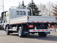 Camion léger JAC, camion de fret, mini camion léger d'occasion 4*2 1T 1.5T 2T fabriqué en Chine avec une haute qualité