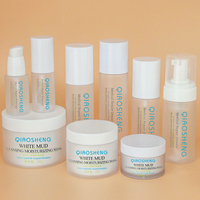 Bouteilles de toner en plastique cosmétique de 120ml 100ml 40ml Ensemble de pots de crème de 50g avec pulvérisateur à pompe pour shampooing Masques pour le visage Lotion