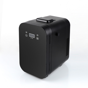 China Mini <span class=keywords><strong>nevera</strong></span> 8L agujero negro pantalla coche Frdige <span class=keywords><strong>para</strong></span> cafetera Hotel pequeño refrigerador - Product Image 1