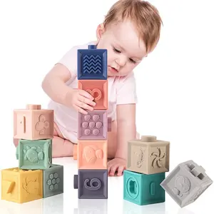 Éducatifs Montessori Doux 3D Nourrissons En Bas Âge Saisir Sensorielle Bébé de Dentition Squeeze Silicone Blocs de Construction Empilage Jouets